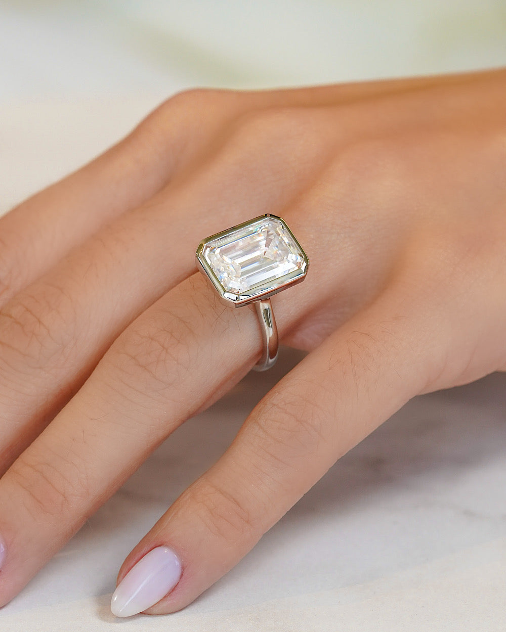 Anel Emerald Cut Moissanite 10ct