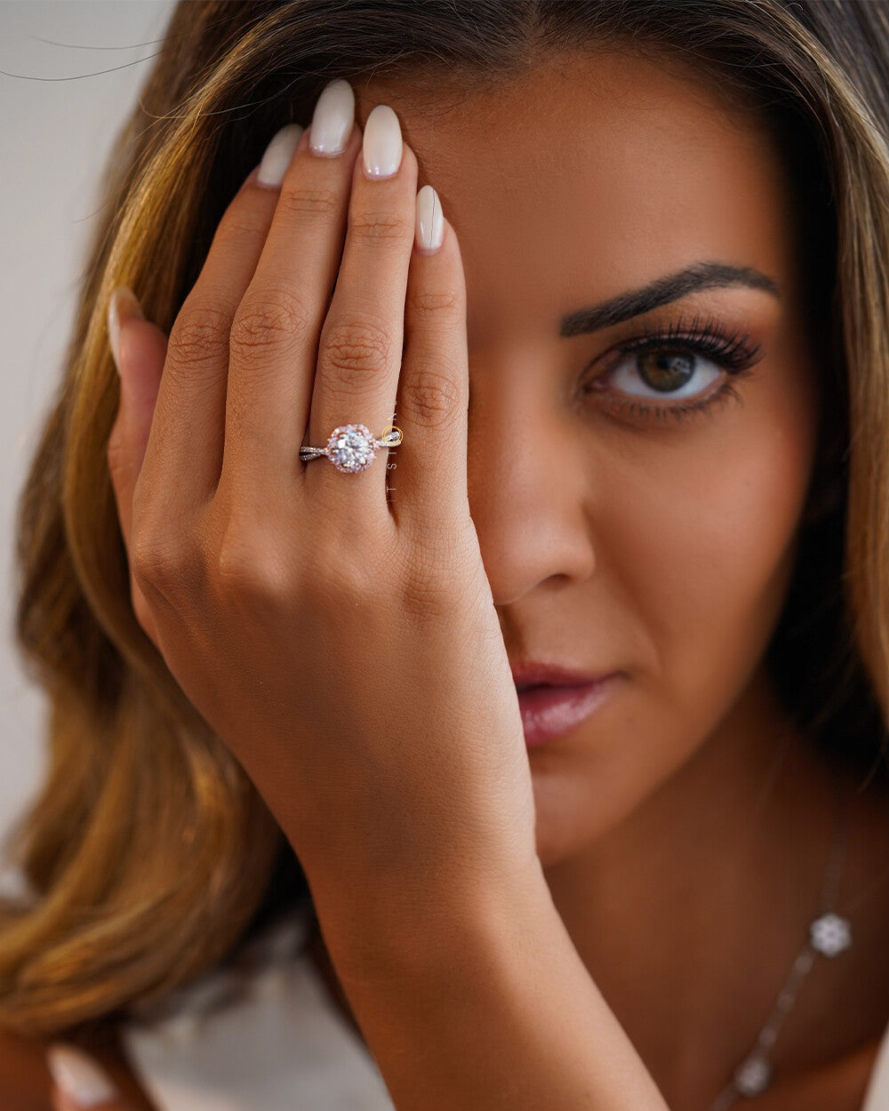 Anel Éden Moissanite