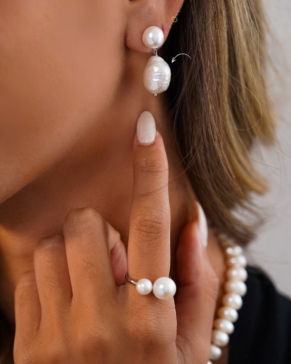 Brinco Blum Pearls Luxury