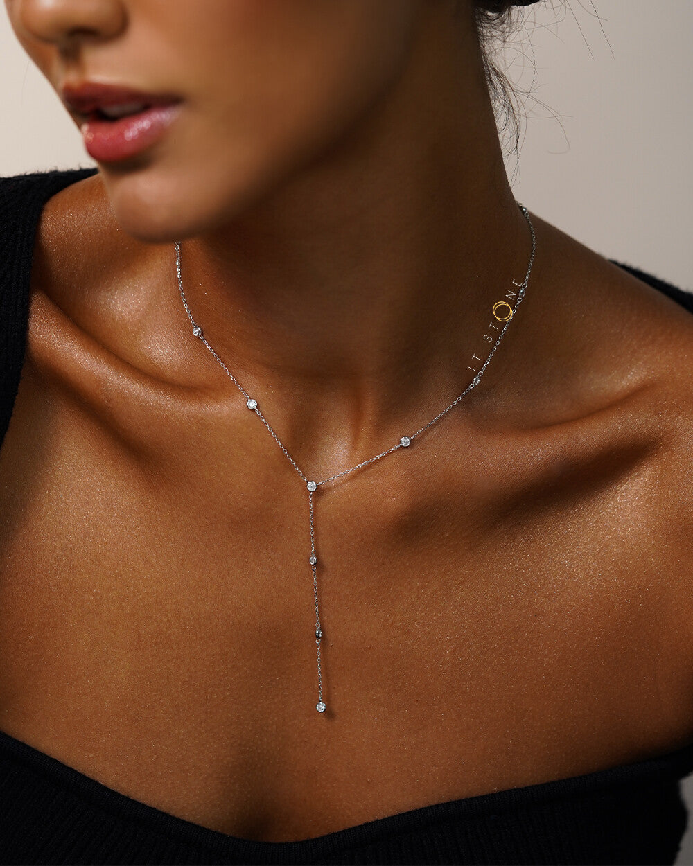 Colar Gravatinha Tiffy