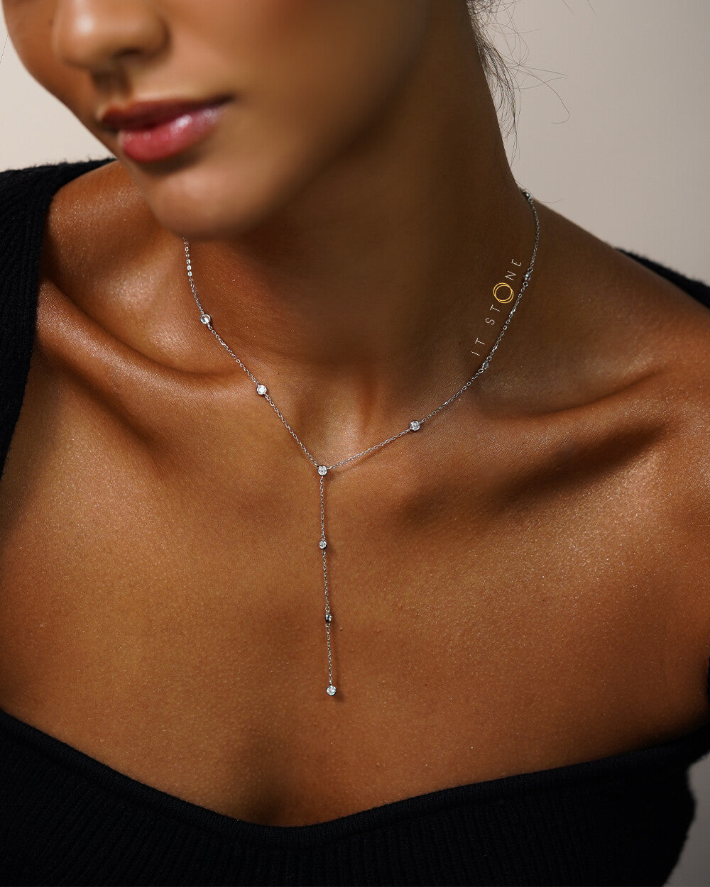 Colar Gravatinha Tiffy