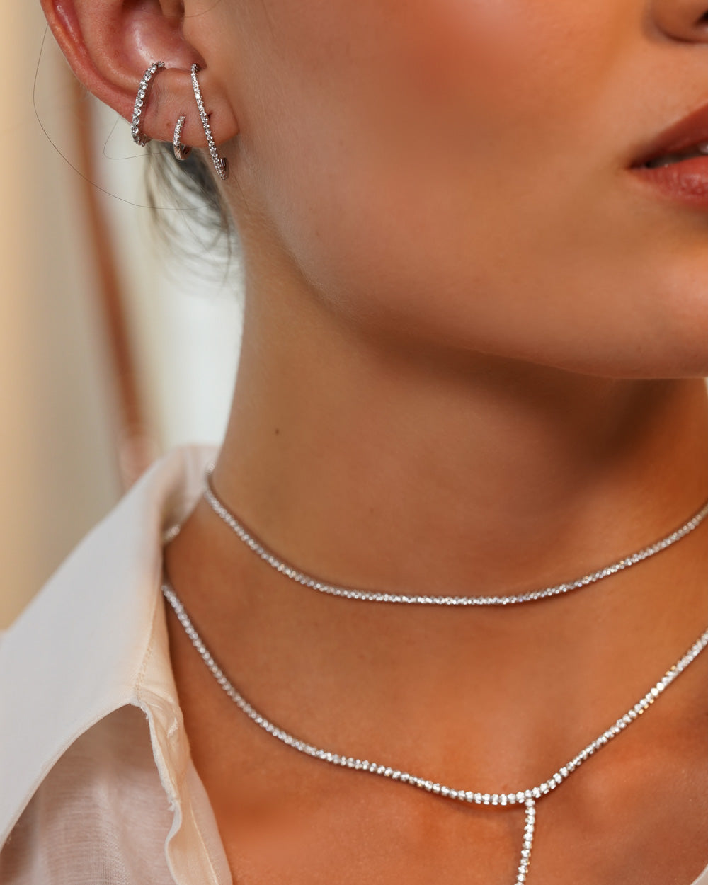Ear Hook Slim Cravejado - IT Stone Semijoias