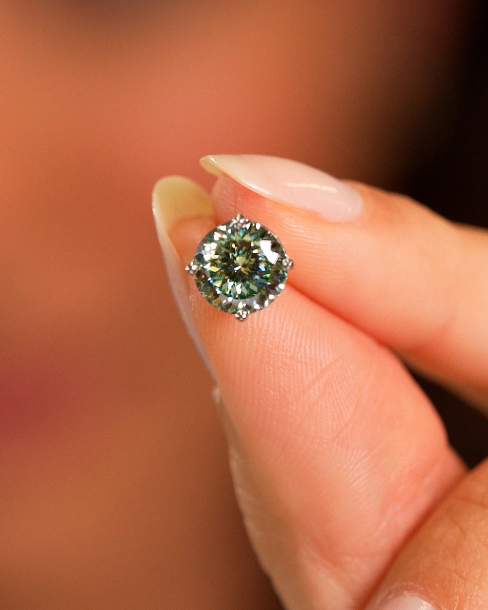 Brinco Solitário Moissanite Portuguese Cut Ciano Deep Vivid 2ct