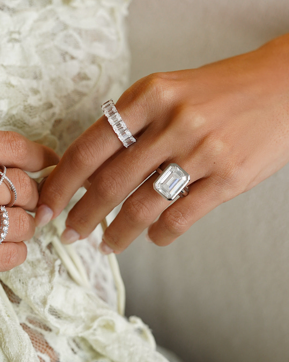 Meia Aliança Baguetes Moissanite Luxo