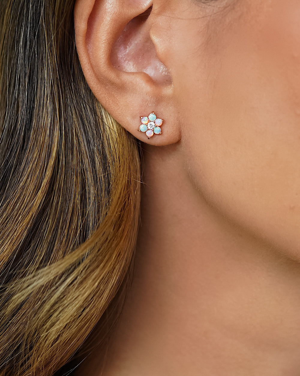 Brinco Little Flower Opala Rosé