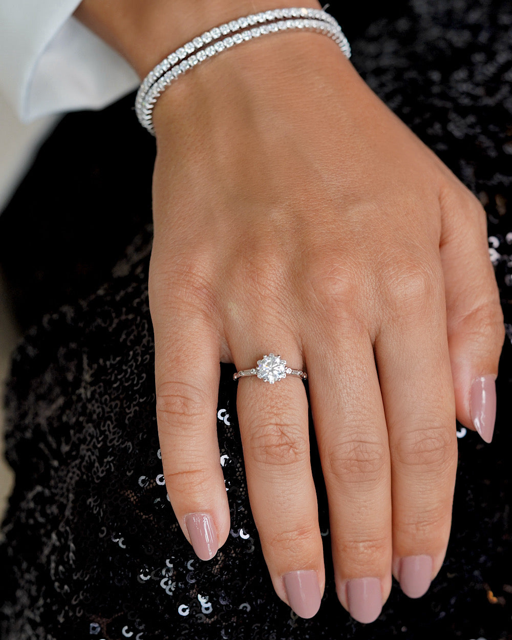 Anel Solitário Hillary Moissanite Luxury 1ct