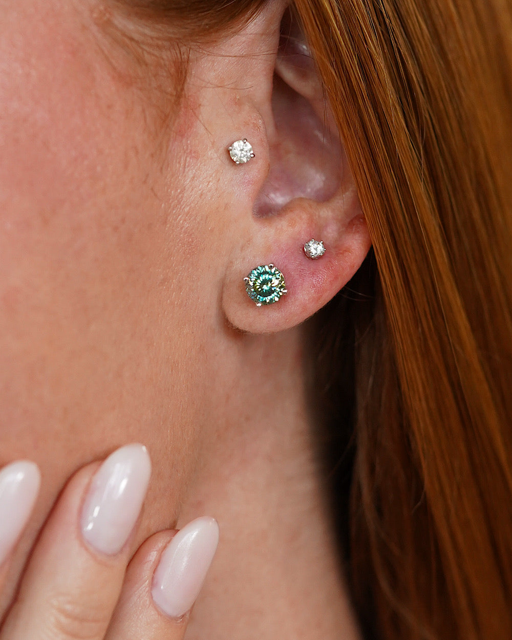 Brinco Solitário Moissanite Portuguese Cut Ciano Deep Vivid 1ct