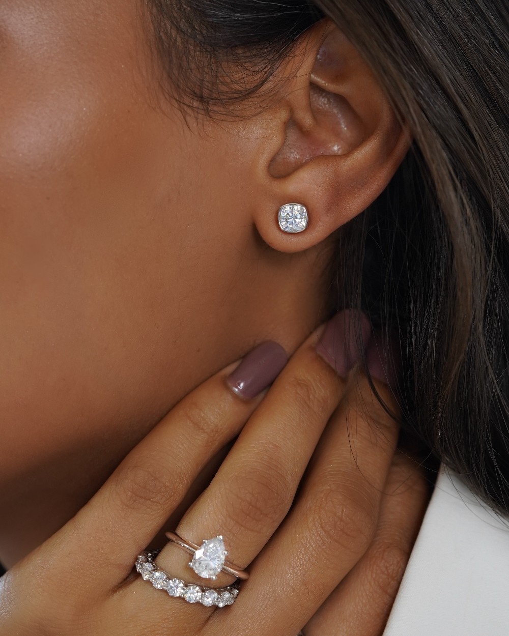 Brinco Solitário Cushion Moissanite