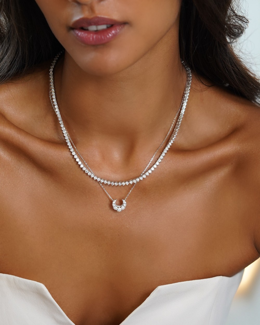 Colar Half Moon Moissanite Luxo