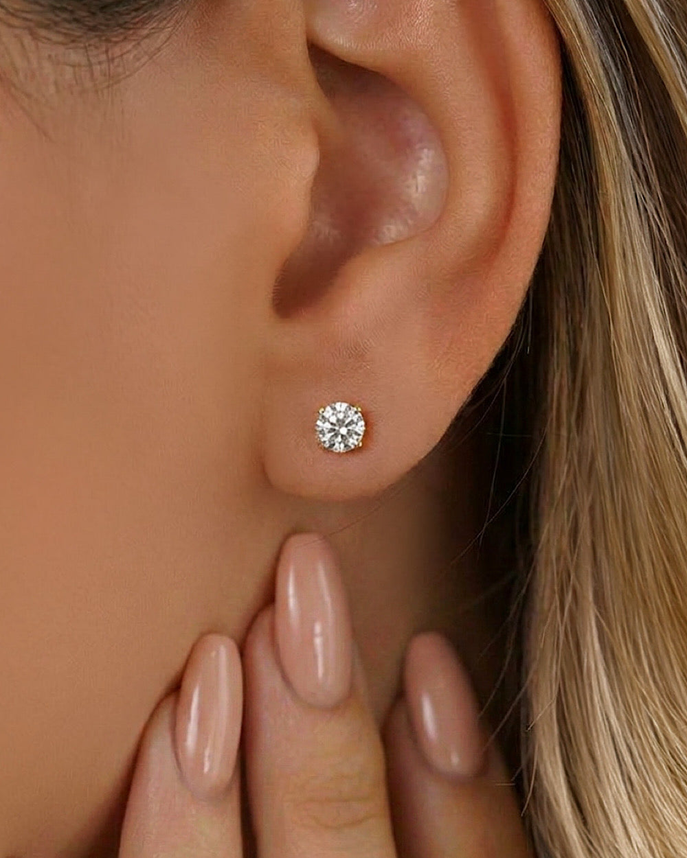 Brinco Solitário Clássico Moissanite Luxo 0.5ct Gold