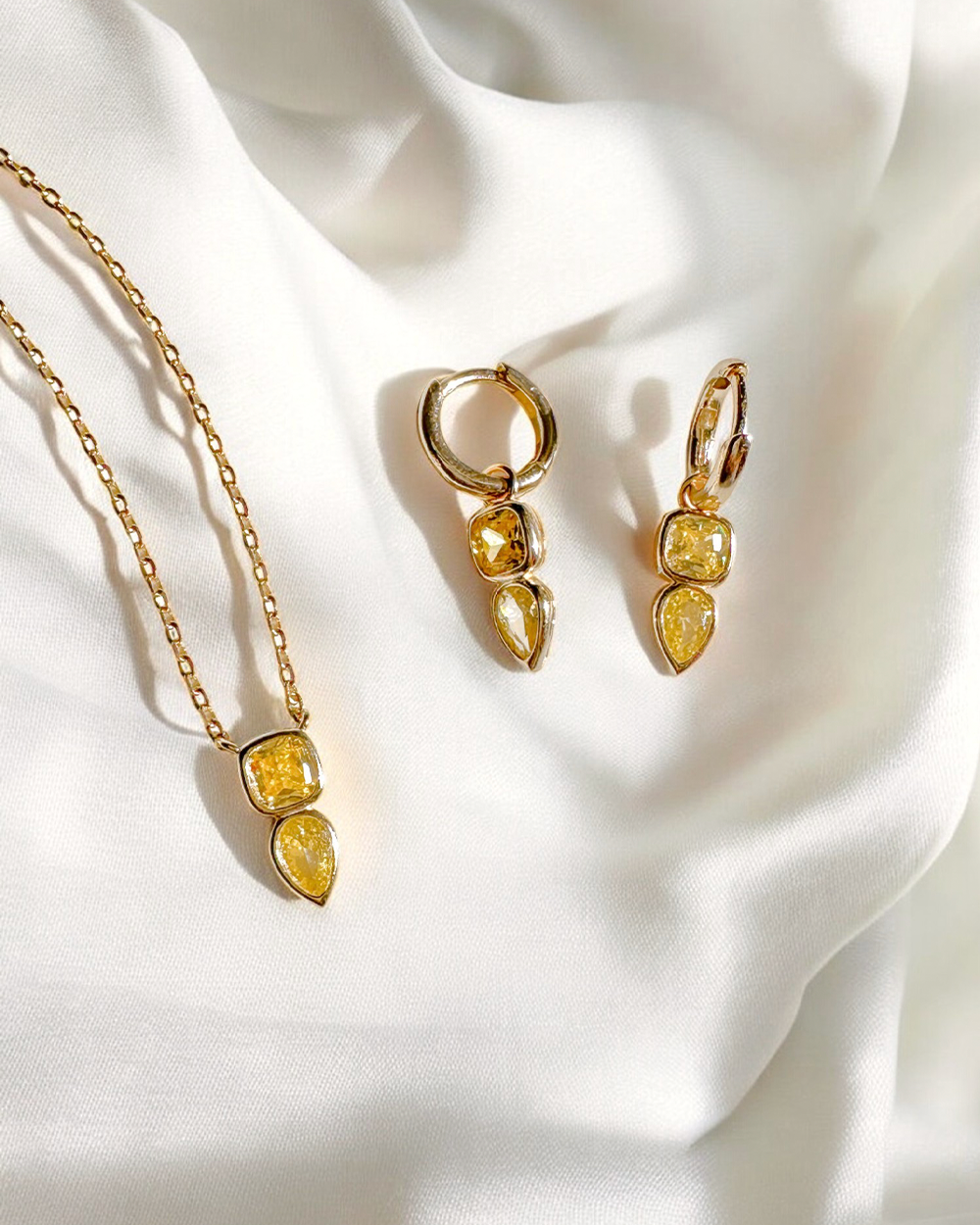 Colar Keyzar Fancy Yellow Gold