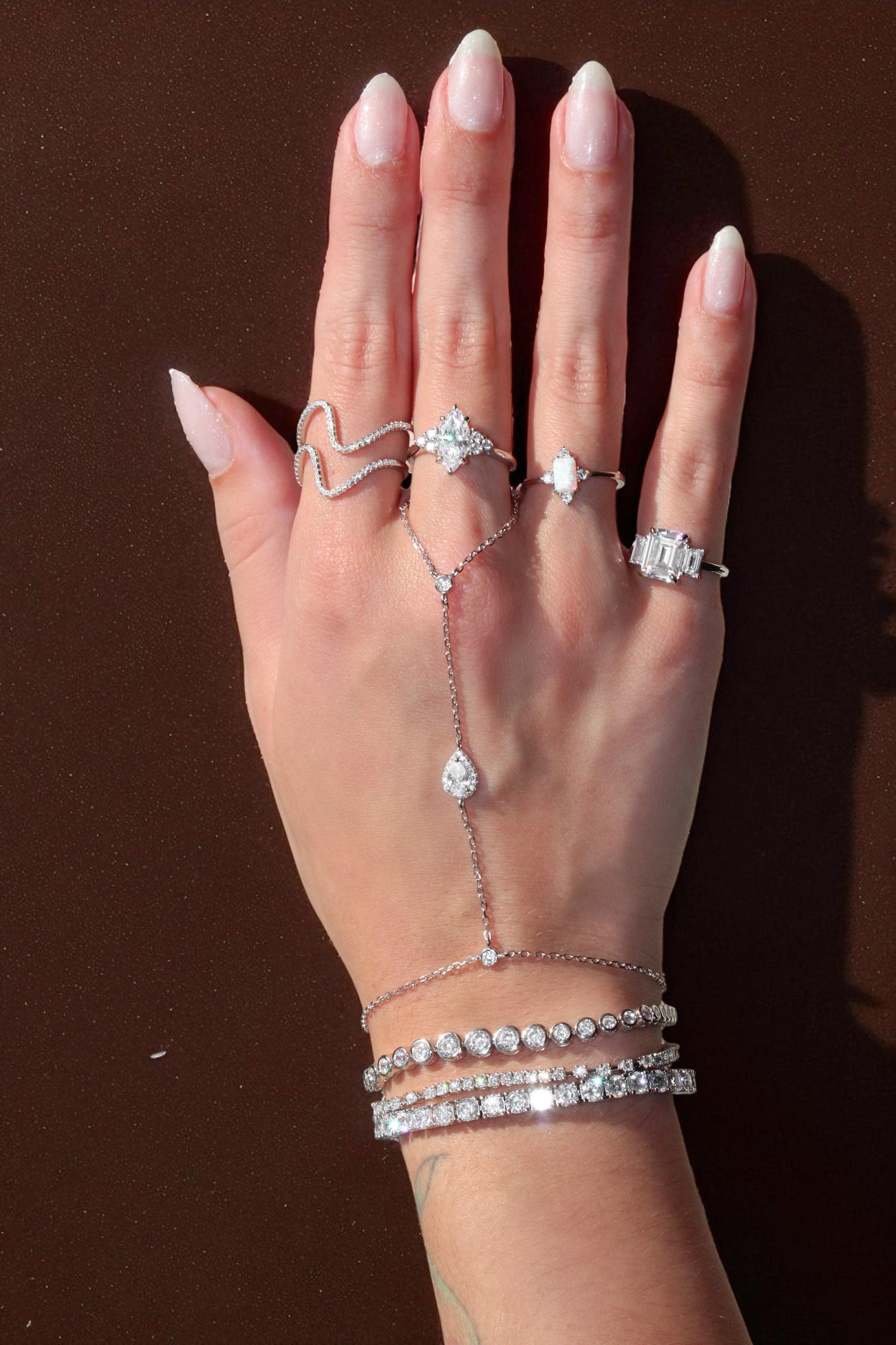 Pulseira de Mão Gota