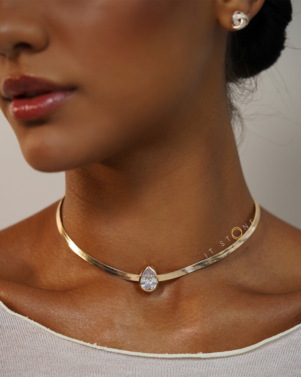 Choker Gota Jumeirah Crystal Gold