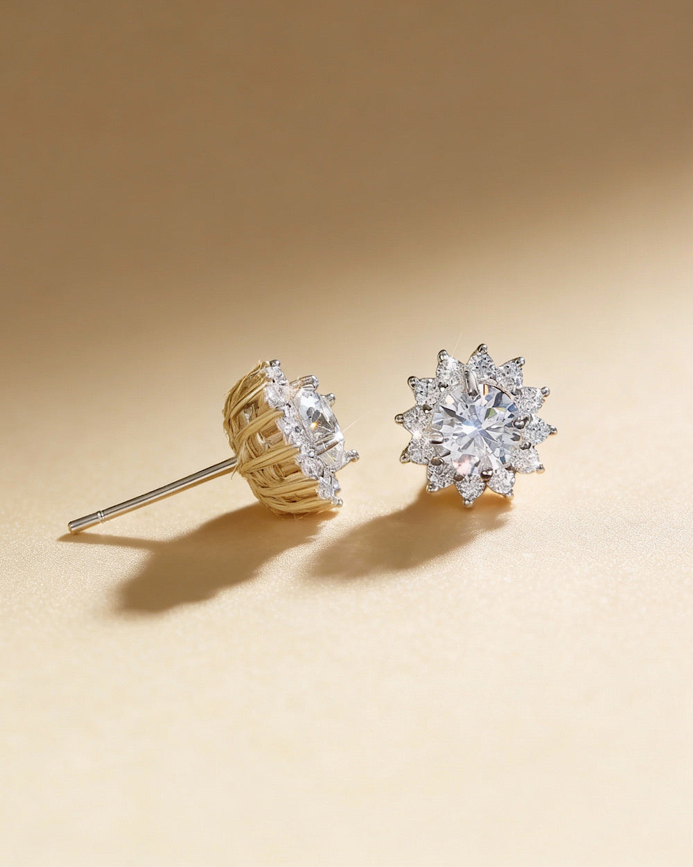 Brinco Sunflower Flower Moissanite 0.5ct