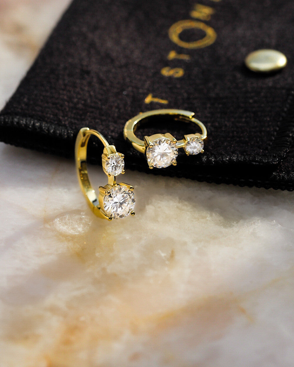 Argolinha Double Million Moissanite Gold
