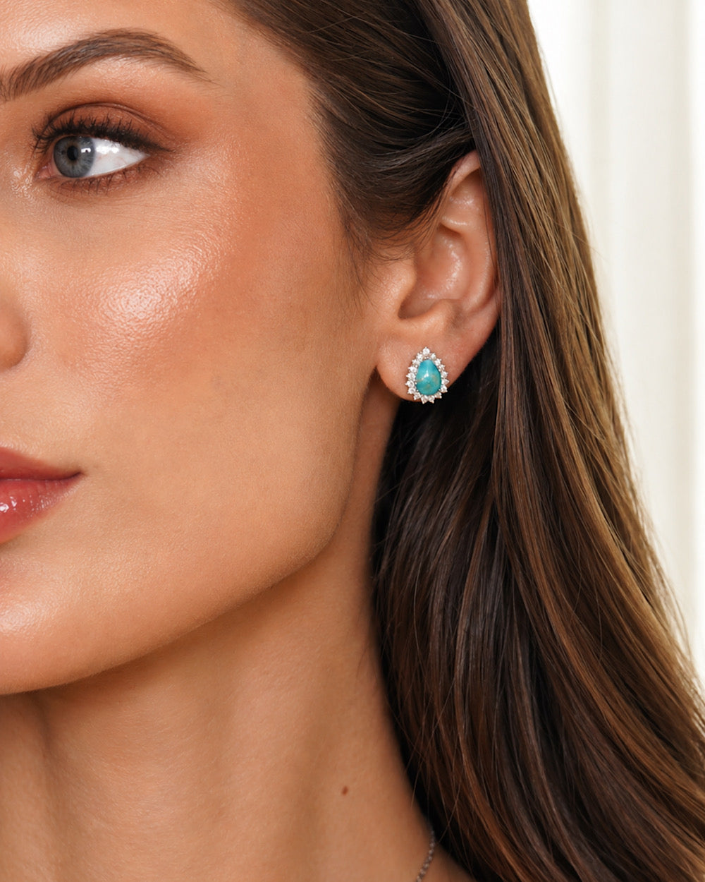 Brinco Gota Princess Turquesa Natural e Moissanite