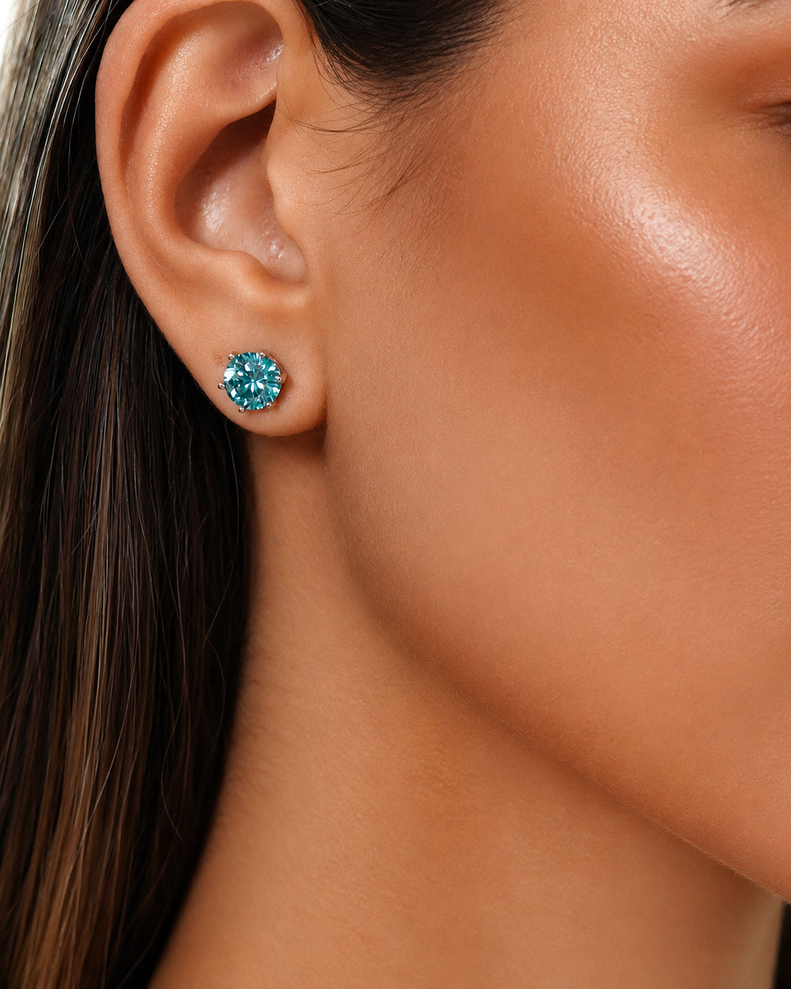Brinco Elegance Moissanite Blue Sky 2ct