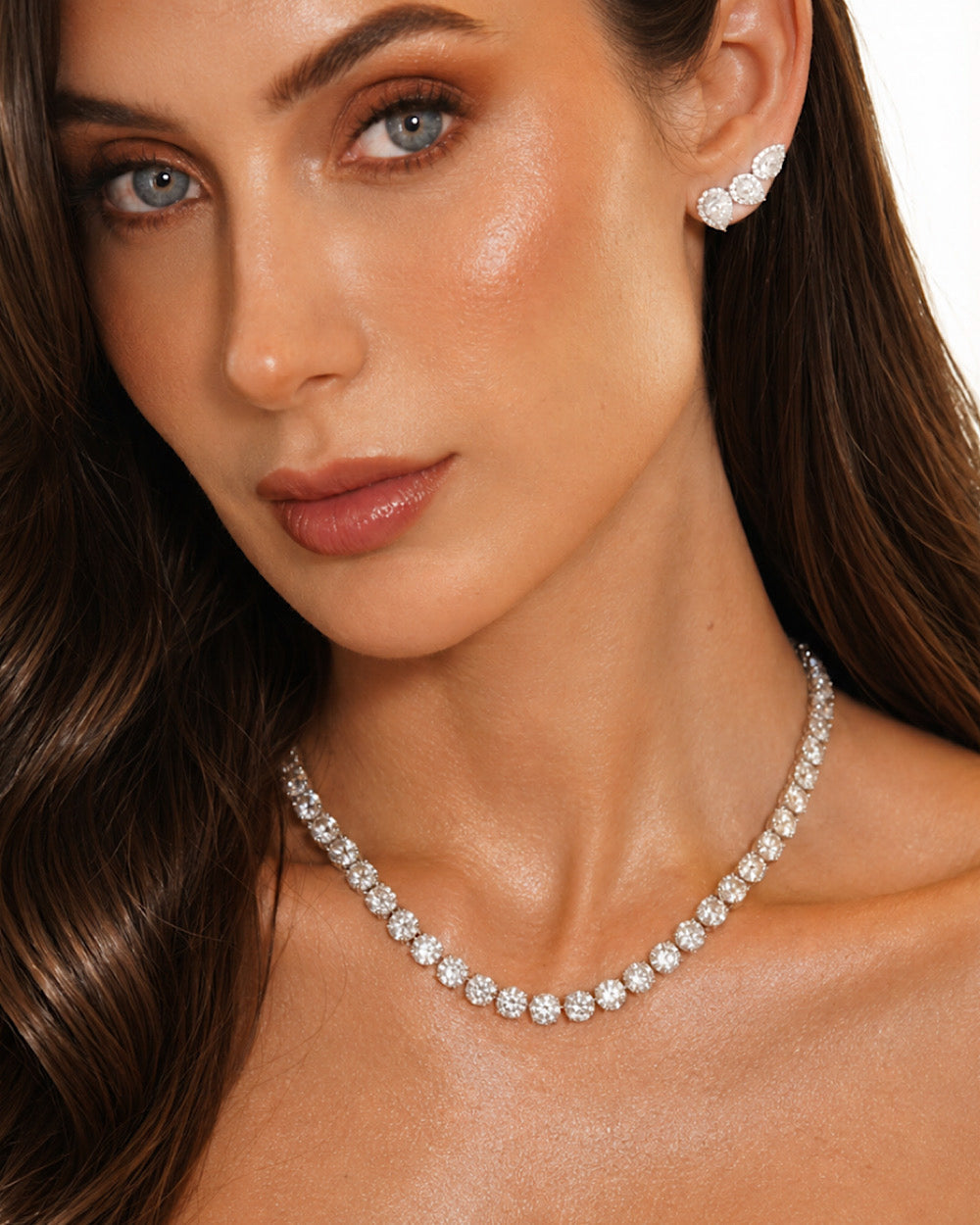 Ear Cuff J-Lo Moissanite