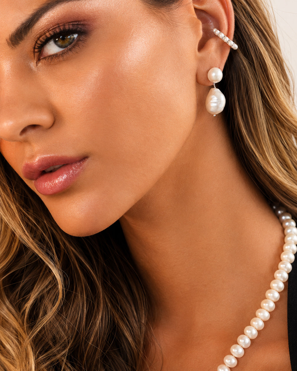 Brinco Blum Pearls Luxury