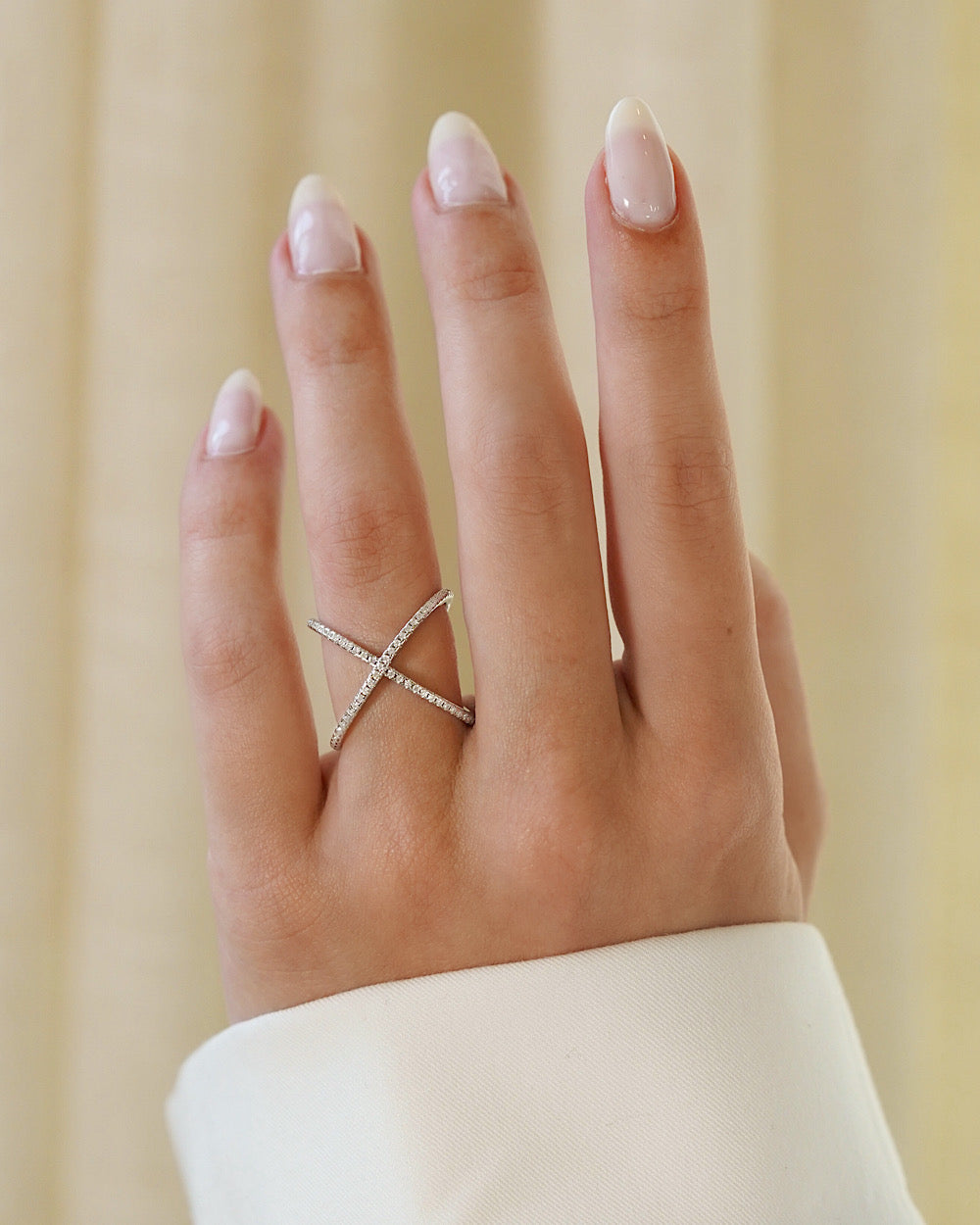 Anel X Moissanite Luxo