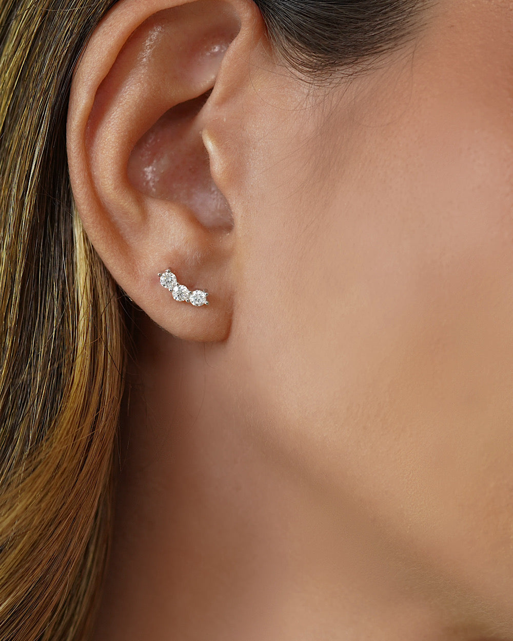 Brinco Triple Moissanites