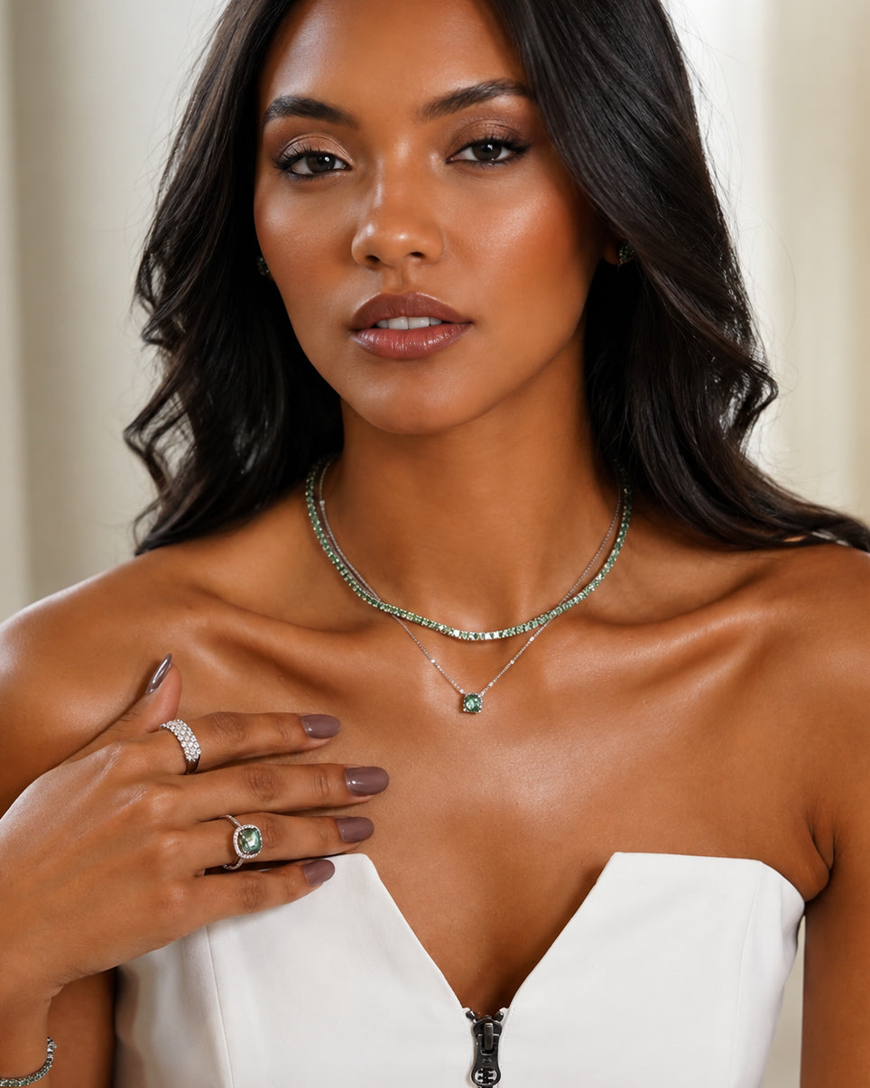 Colar Ponto de Luz Moissanite Portuguese Cut Ciano Deep Vivid 2ct
