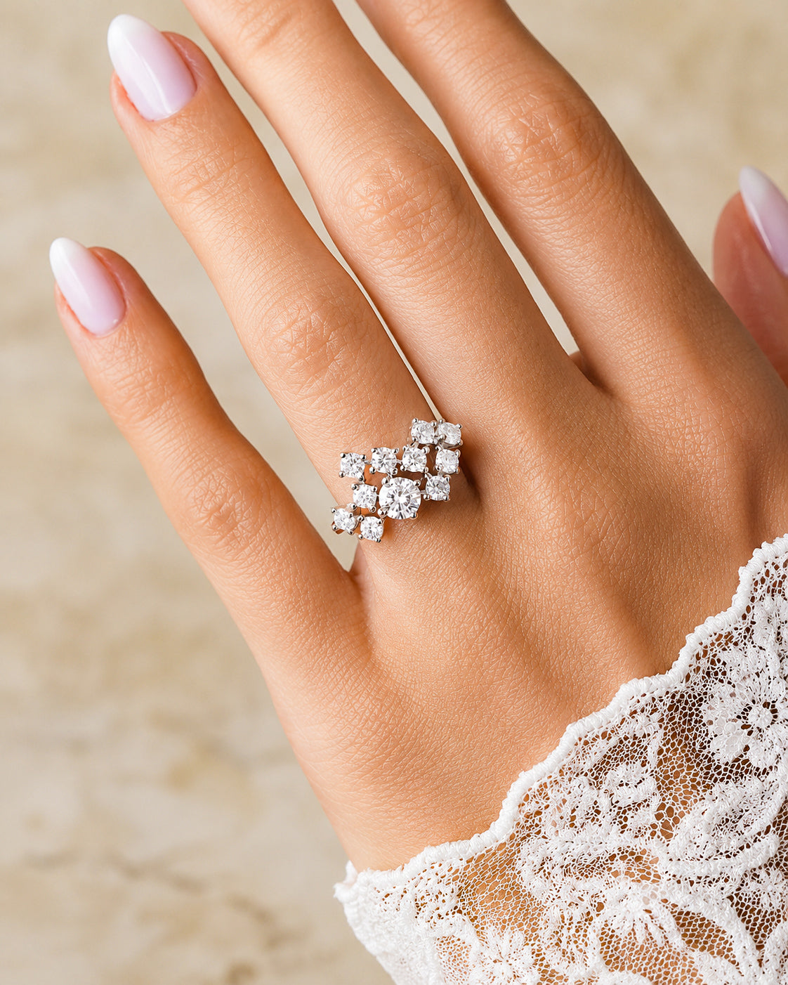 Anel Artemis Moissanite Luxo