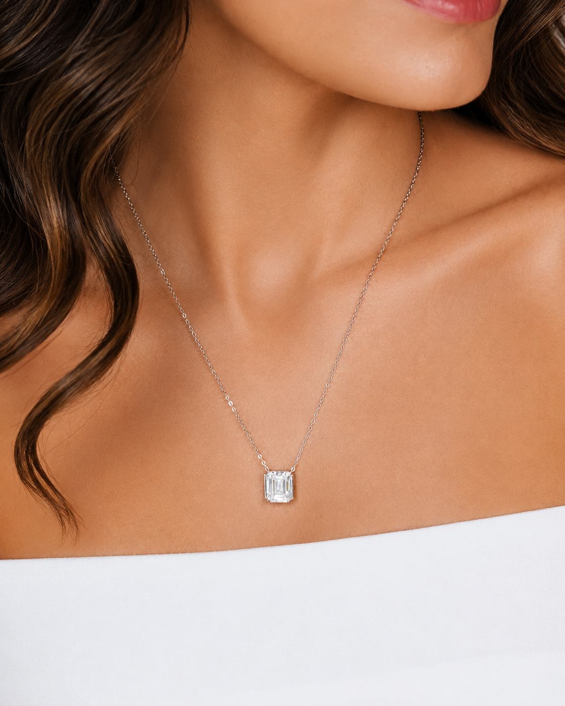 Colar Sussex Moissanite Emerald Cut 5ct