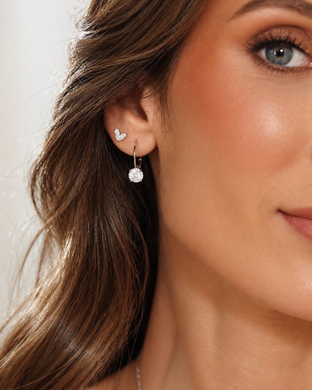 Argola Ponto de Luz Moissanite Luxo 1ct