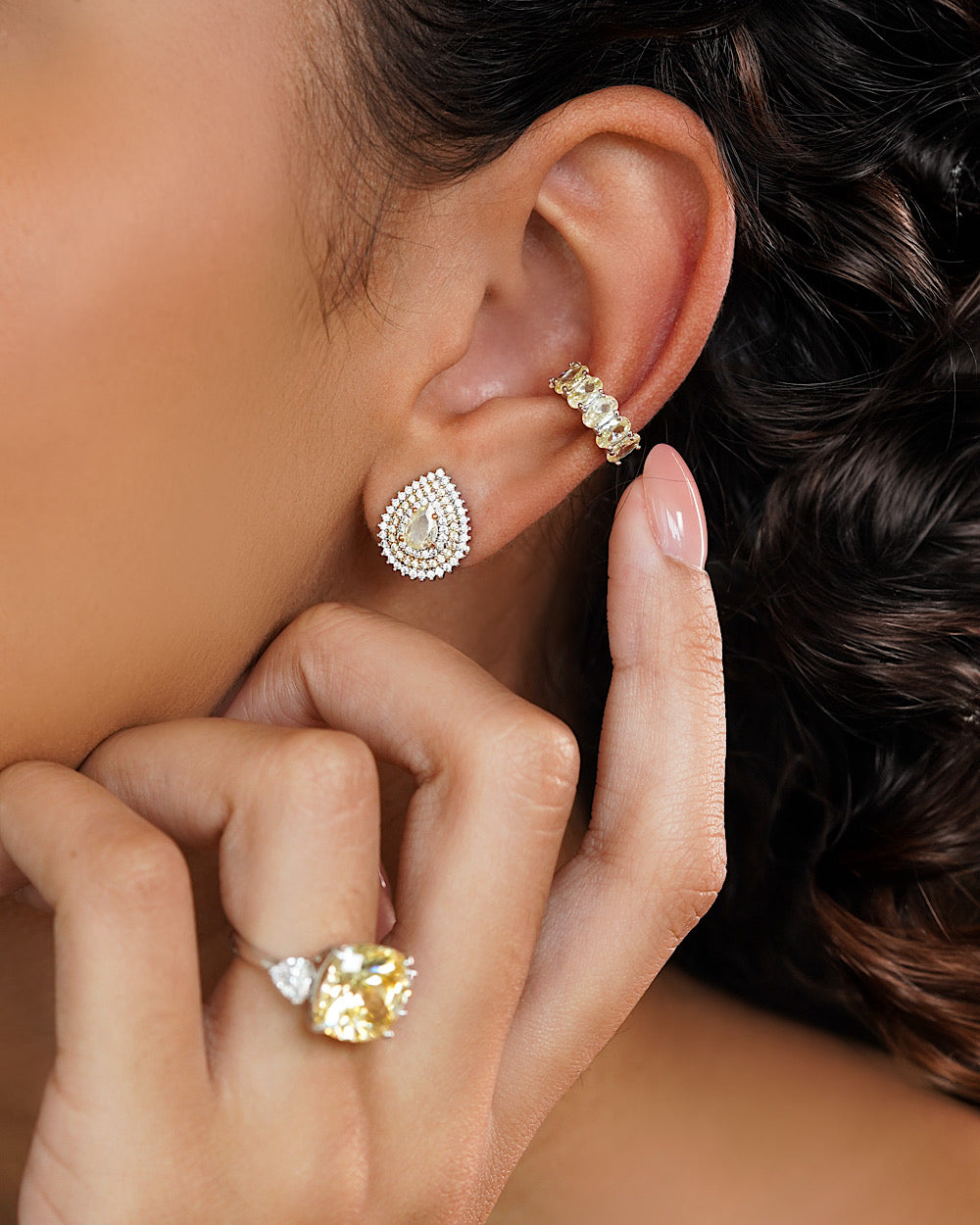 Piercing Falso Pedras Fancy Yellow (unidade)