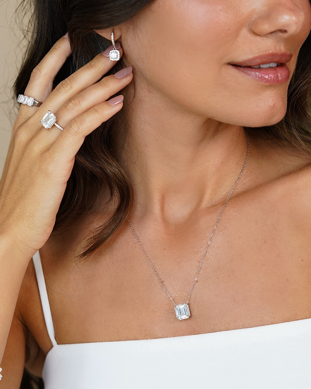 Anel Queen Moissanite Emerald Cut 5ct