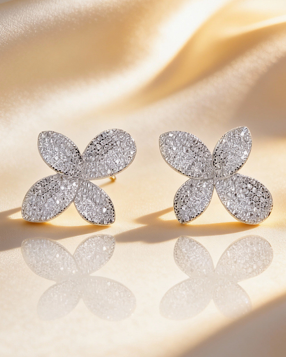 Brinco Flower Camélia