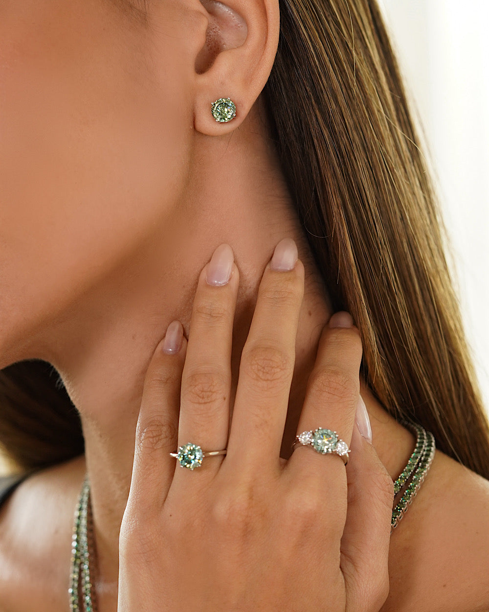 Brinco Solitário Moissanite Portuguese Cut Ciano Deep Vivid 2ct