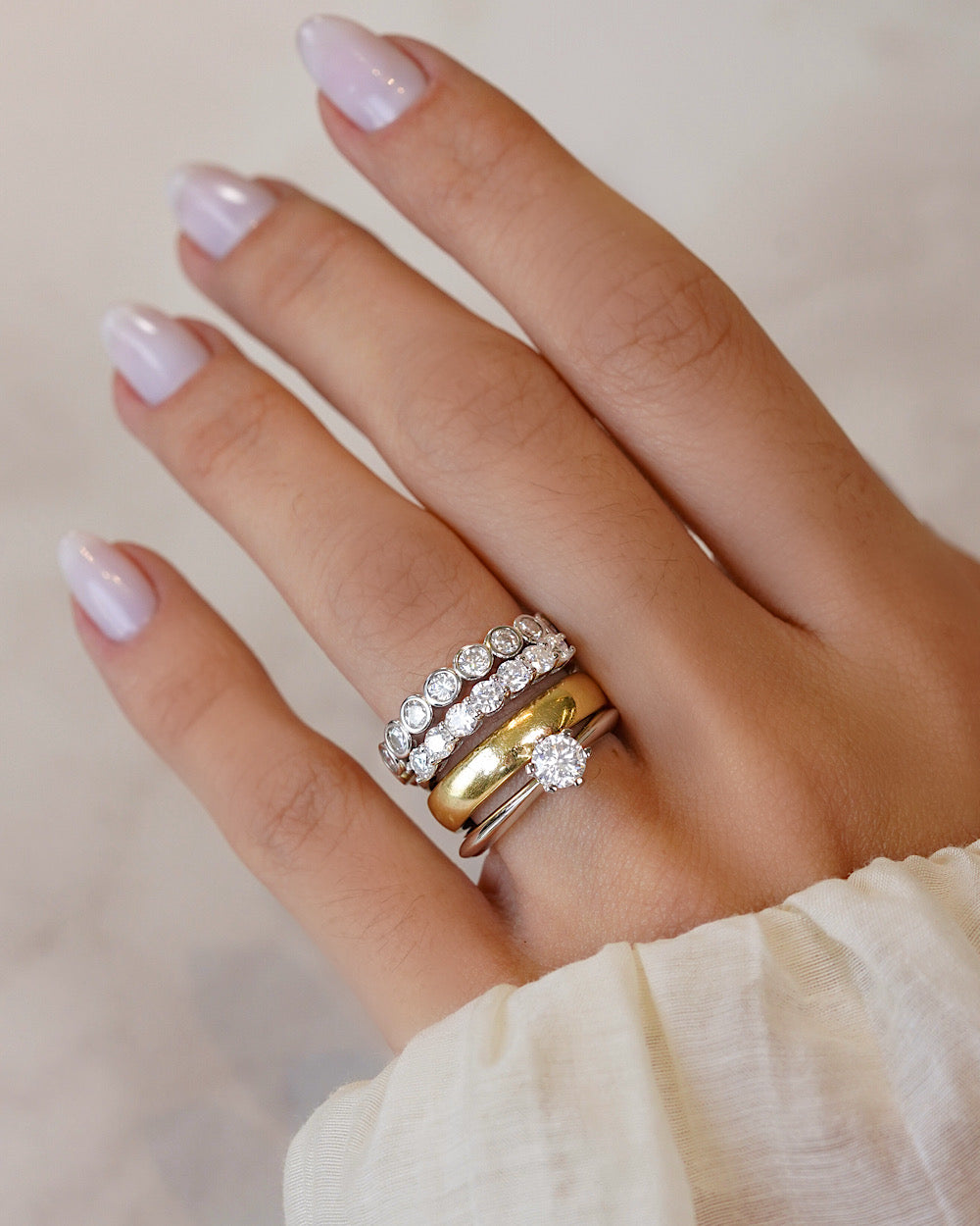 Aliança Moissanite Cravação Inglesa Luxo