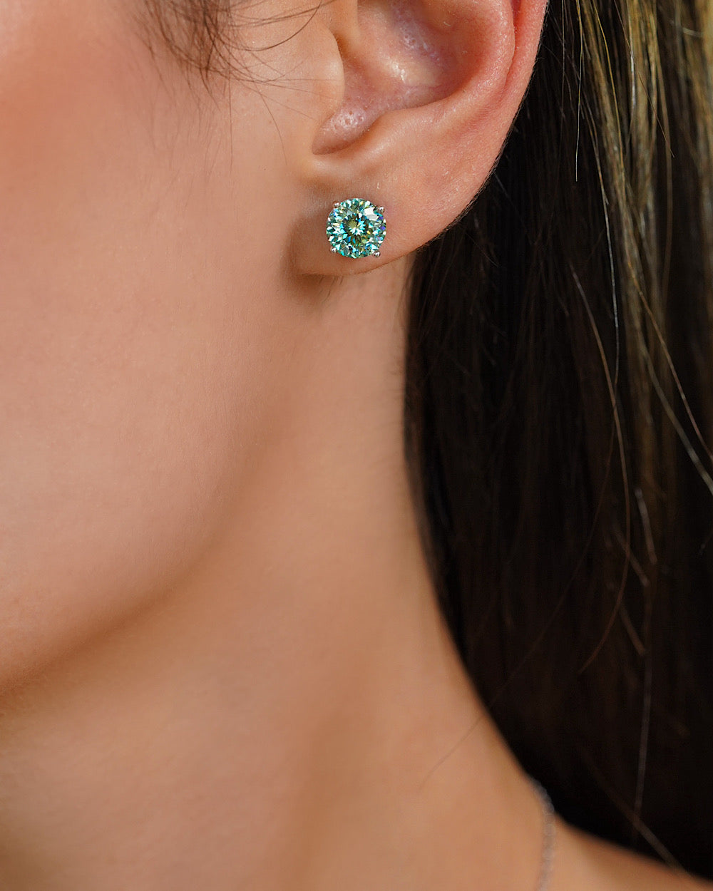 Brinco Solitário Moissanite Portuguese Cut Ciano Light Soft 2ct