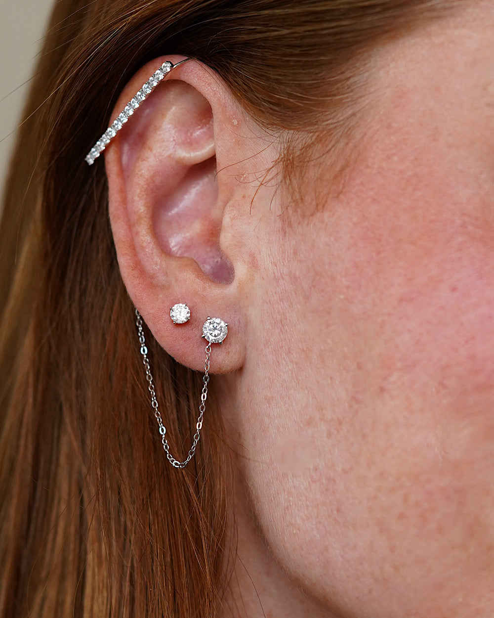 Brinco Moissanite Assimétrico com Piercing Falso