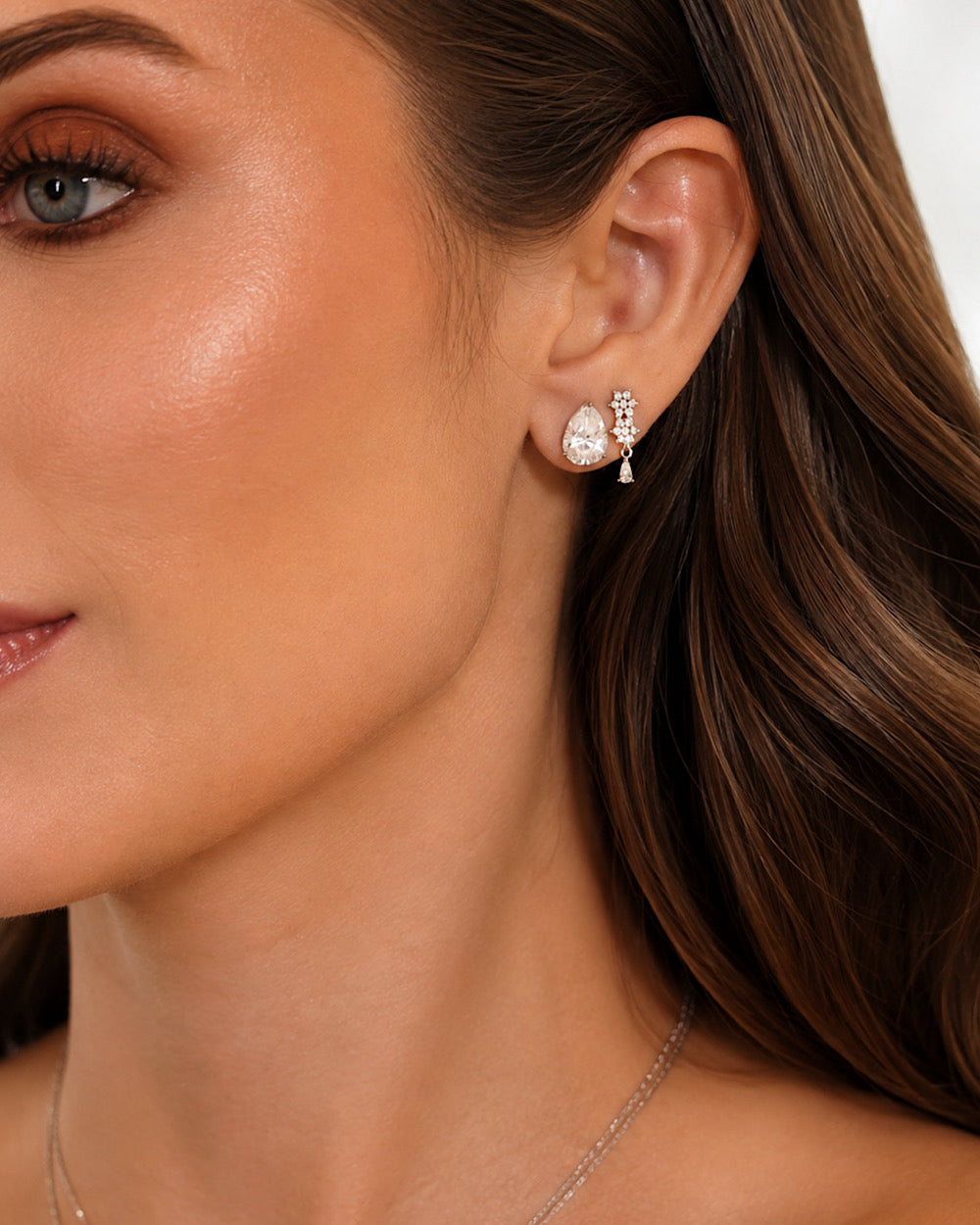 Brinco Flower Fairfax Moissanite