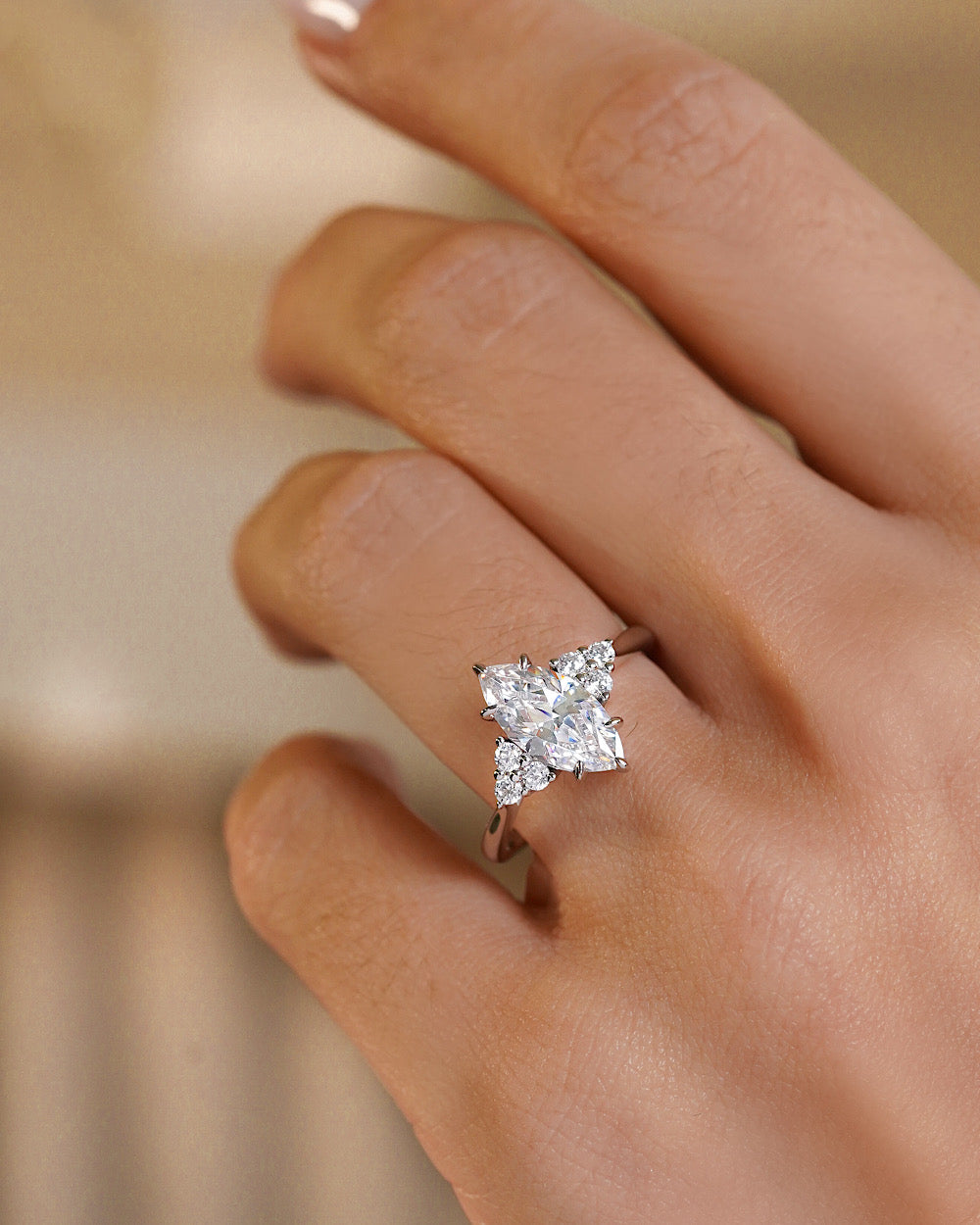 Anel Serena Navete Luxo